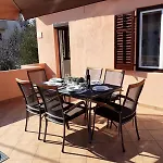 Family House Ivana With Pool Vikendica *
