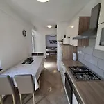 Vikendica Family House Ivana With Pool