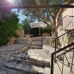 Family House Ivana With Pool * Razanac