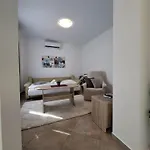 Vikendica Family House Ivana With Pool