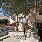 Family House Ivana With Pool * Razanac