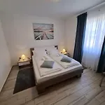 Vikendica Family House Ivana With Pool