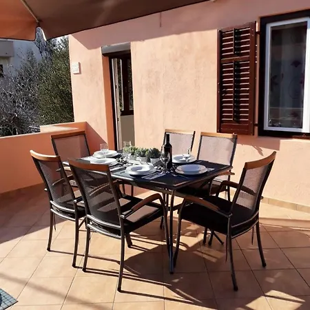 Family House Ivana Ferienhaus *