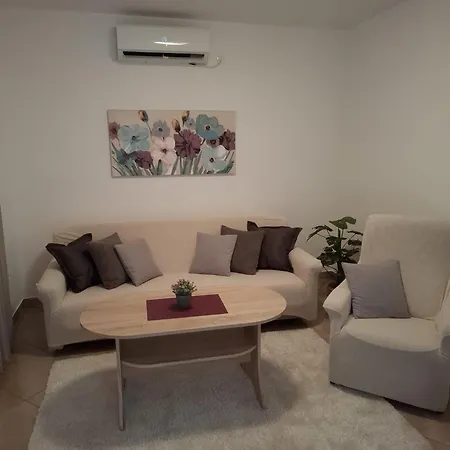 Holiday home Family House Ivana
