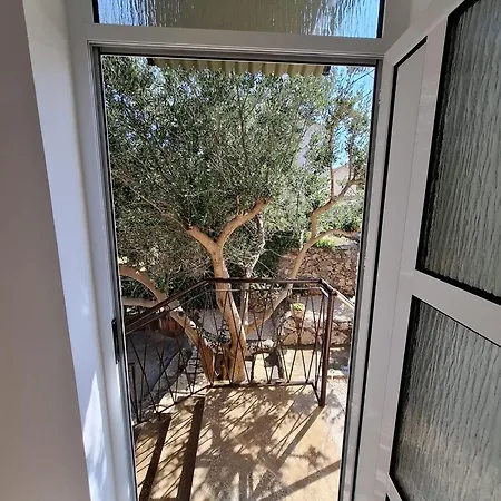 Family House Ivana Holiday home Razanac