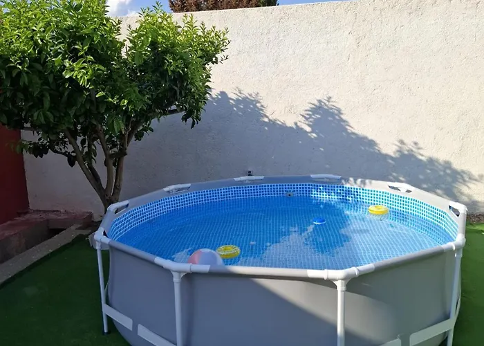 Feriehus Family House Ivana With Pool Ražanac